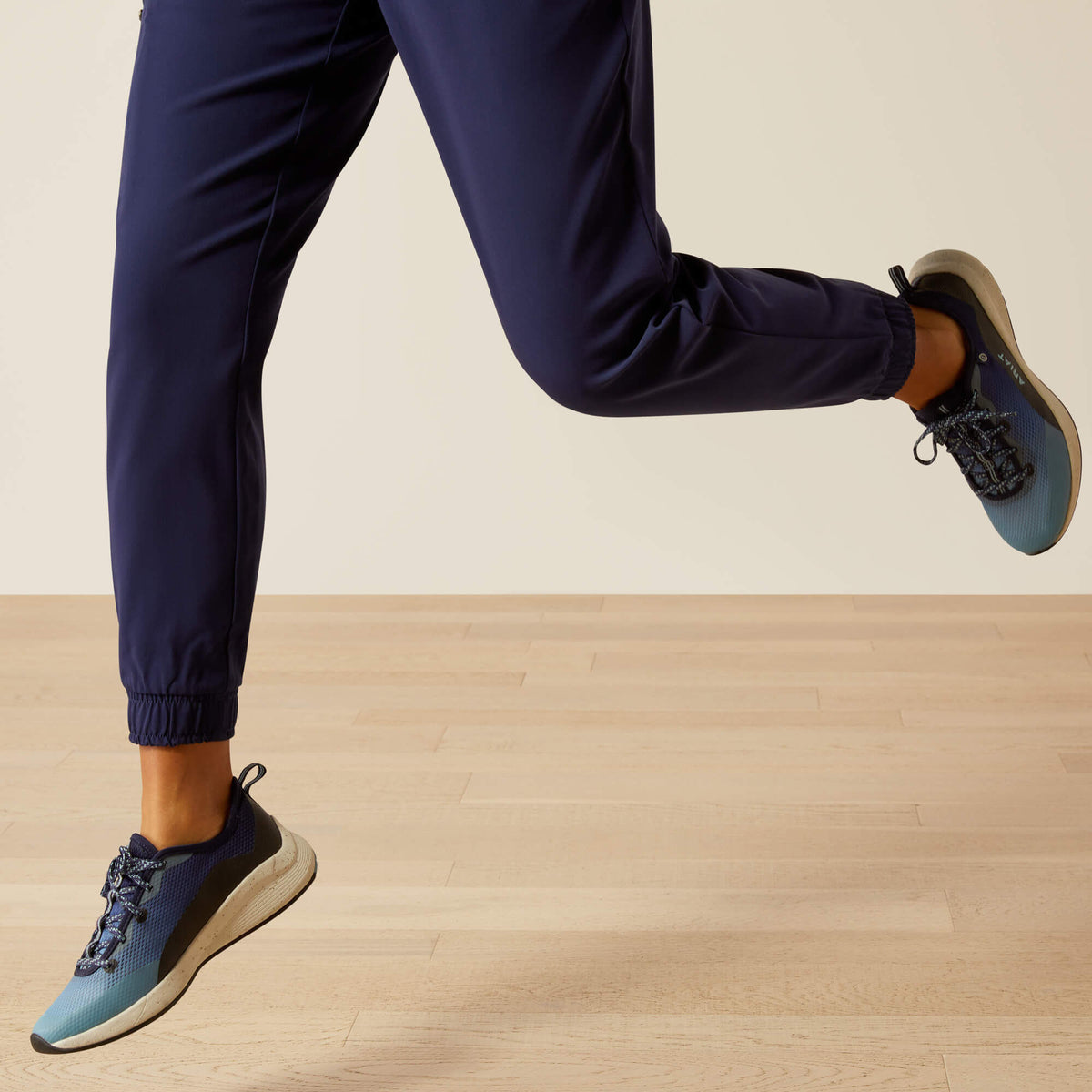 Blackwell Cargo Stretch Jogger Scrub Pant Ariat Women