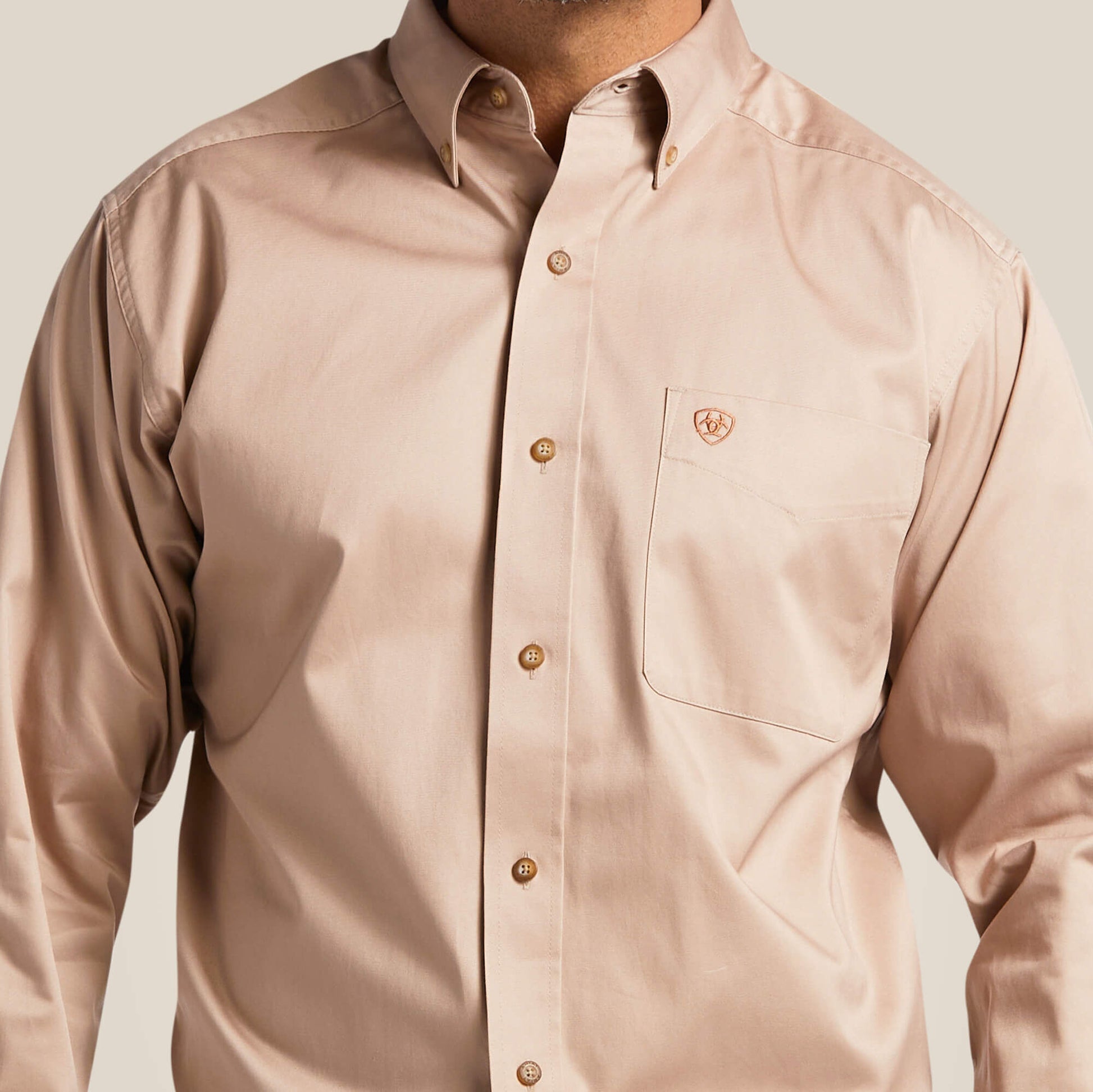 Solid Twill Classic Fit Shirt Ariat Men