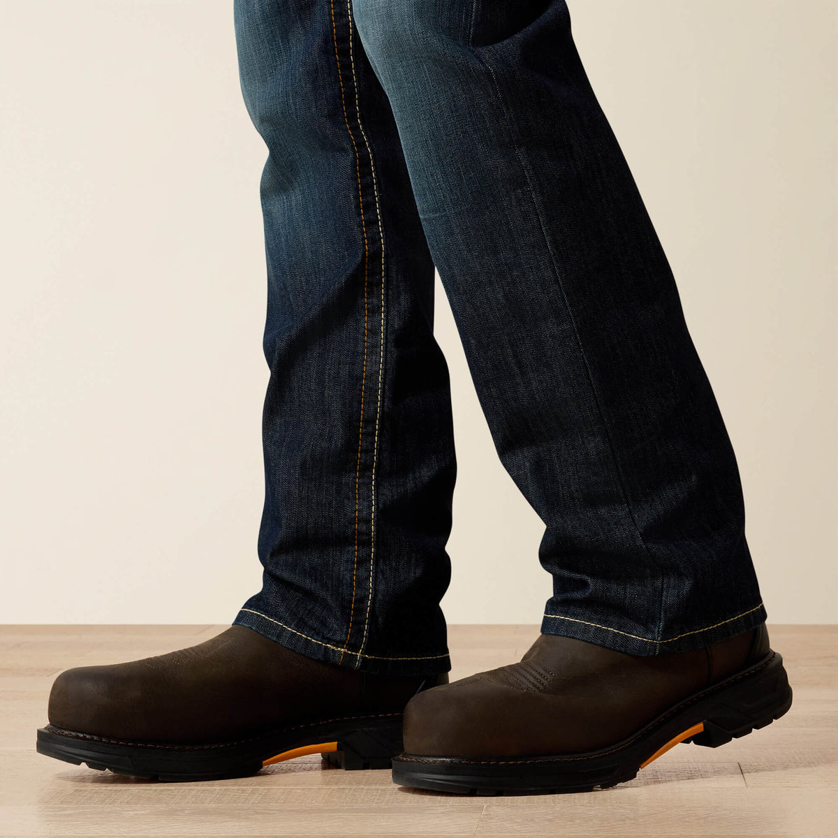 FR M4 Relaxed Stretch DuraLight Basic Boot Cut Jean Ariat Work|Men