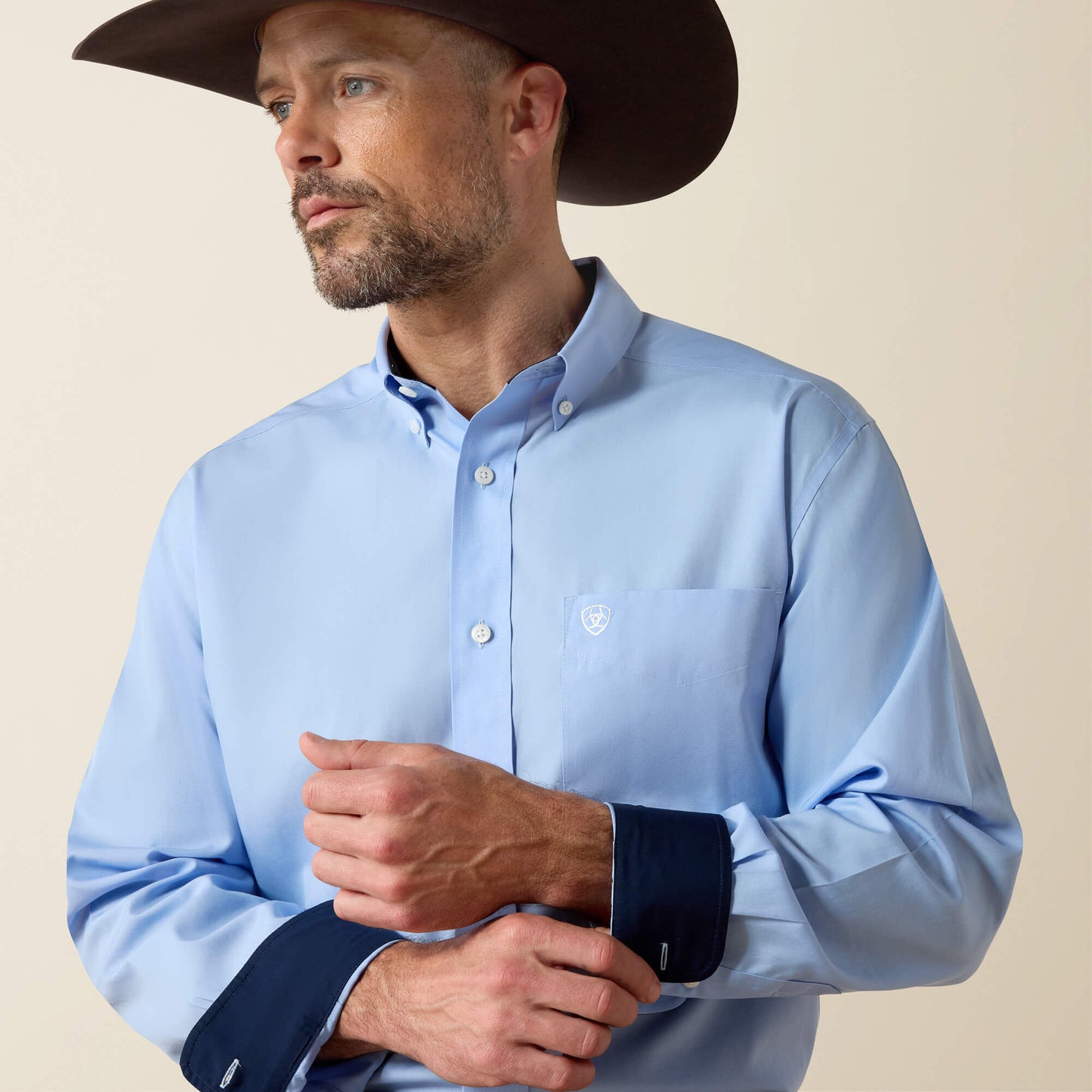 Wrinkle Free Solid Classic Fit Shirt Ariat Men