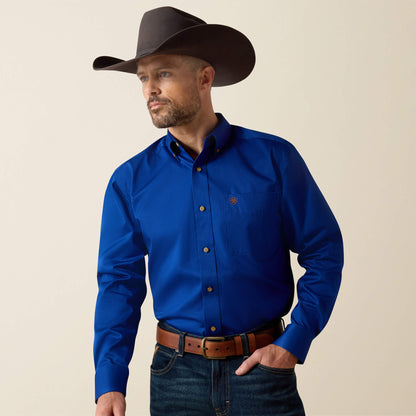 Solid Twill Classic Fit Shirt Ariat Men