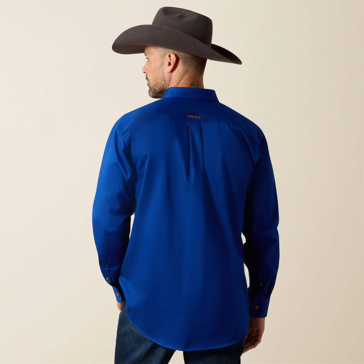 Solid Twill Classic Fit Shirt Ariat Men