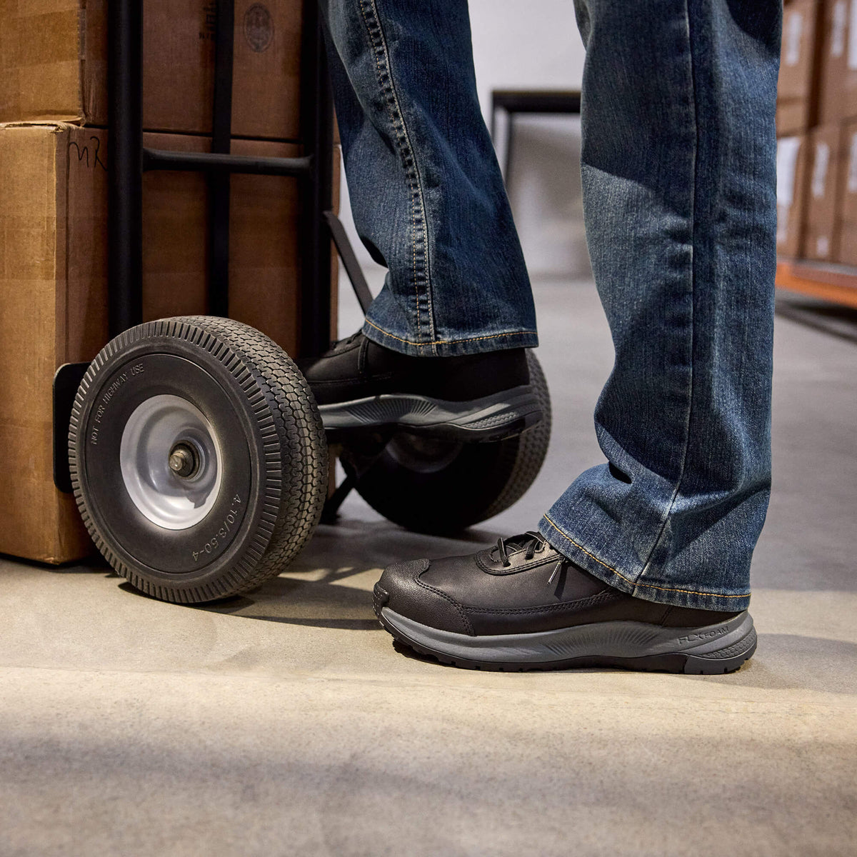 Outpace Shift Waterproof Composite Toe Work Shoe Ariat Men|Work