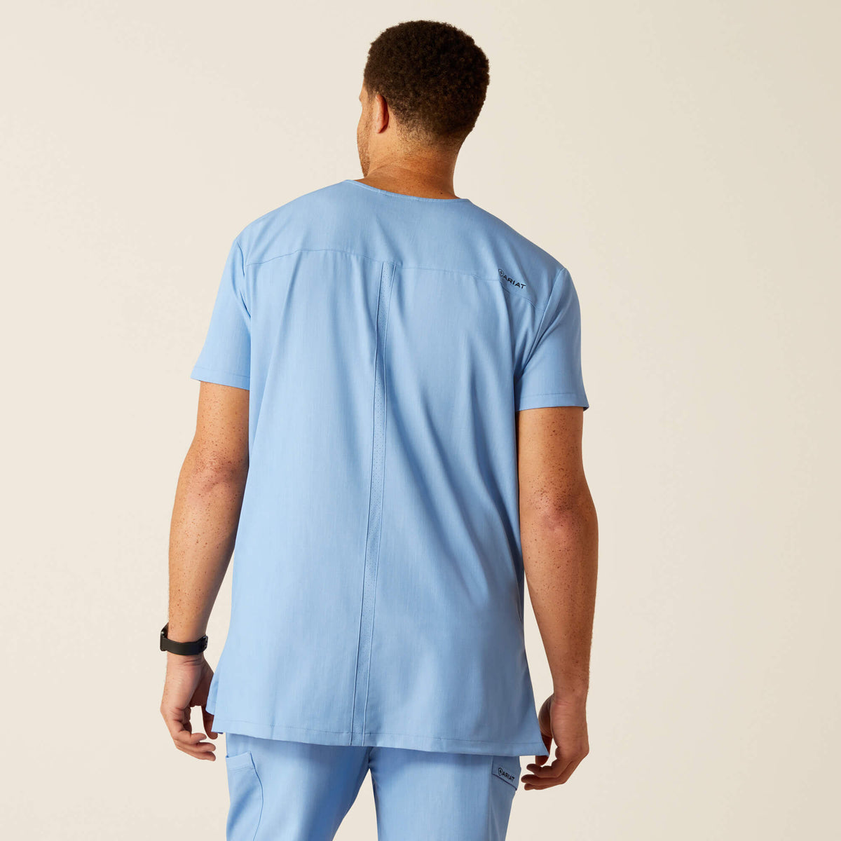 Derham 6 Pocket Scrub Top Ariat Men