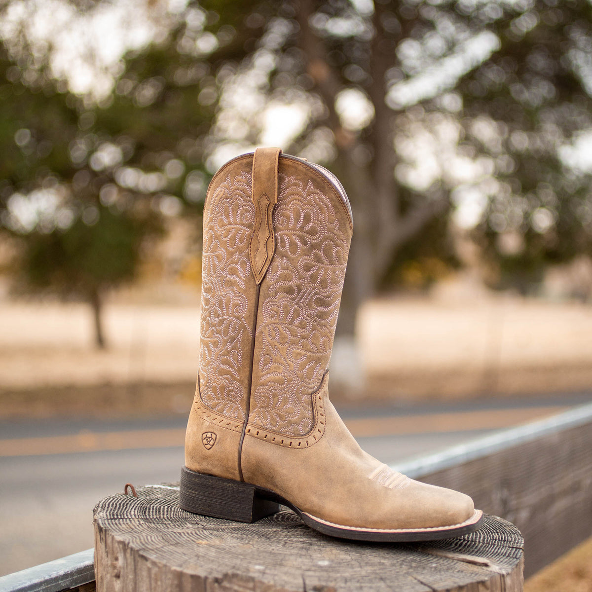 Round Up Remuda Wide Square Toe Western Boot Ariat Women