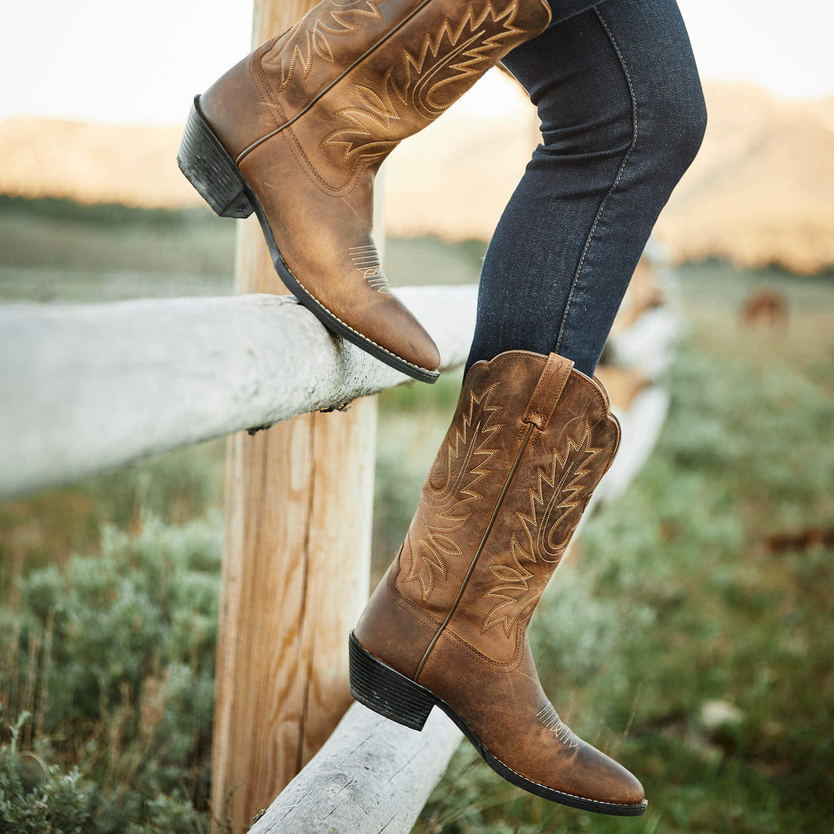 Heritage R Toe Western Boot Ariat Women|Kids