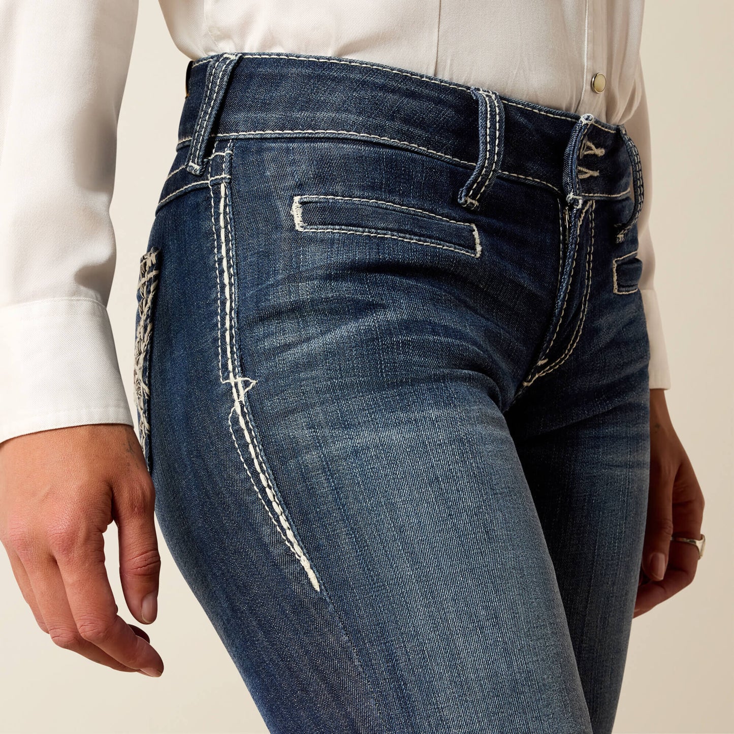 Mid Rise Entwined Trouser Jeans Ariat Women