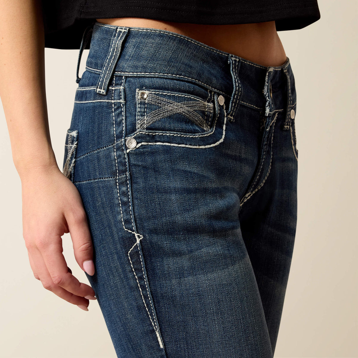 Mid Rise Ivy Straight Leg Jean Ariat Women