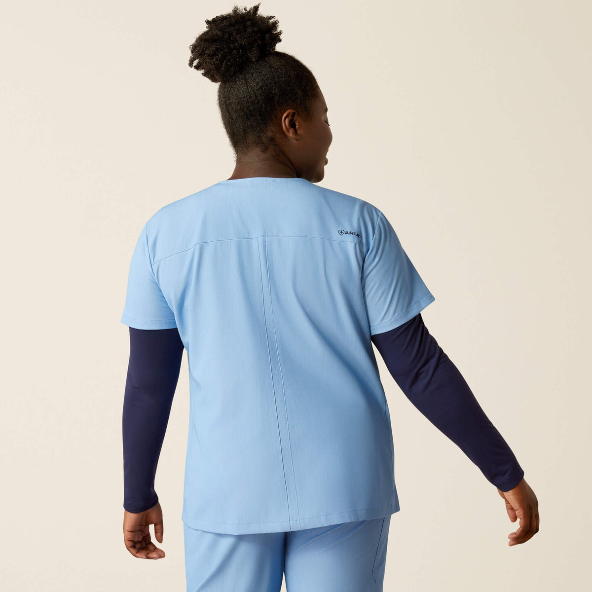 Clara 6 Pocket Scrub Top Ariat Women