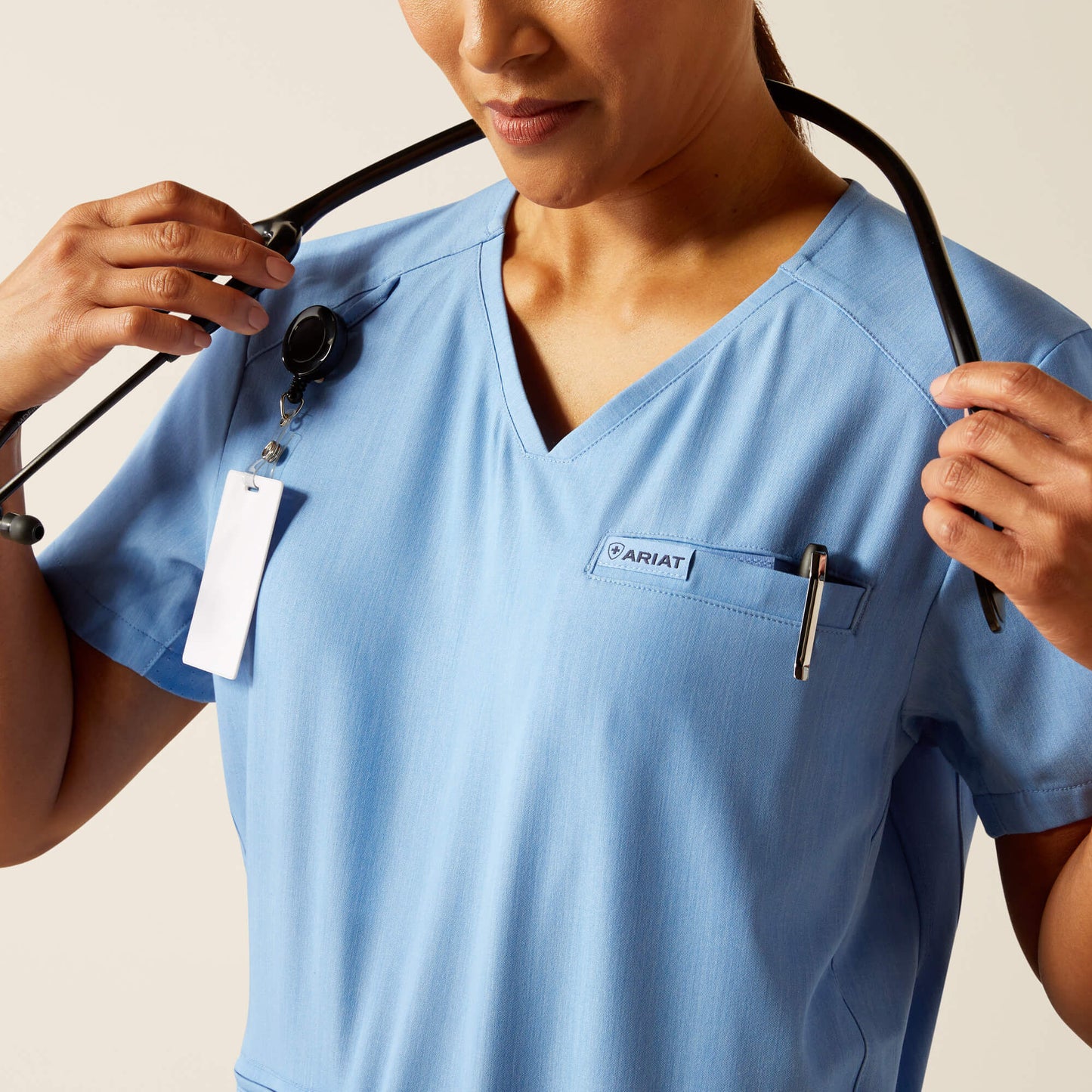Clara 6 Pocket Scrub Top Ariat Women