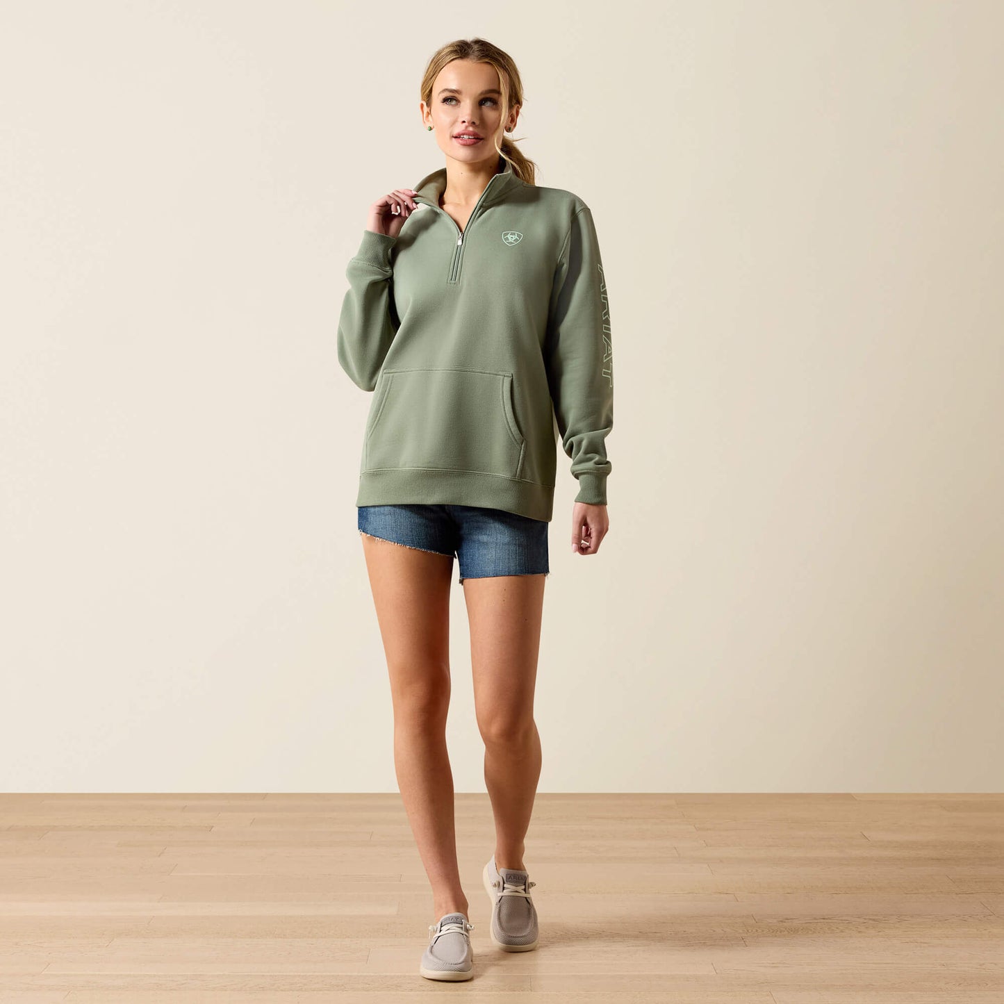 Foundation Logo 1/2 Zip Sweatshirt Ariat Sale|Women