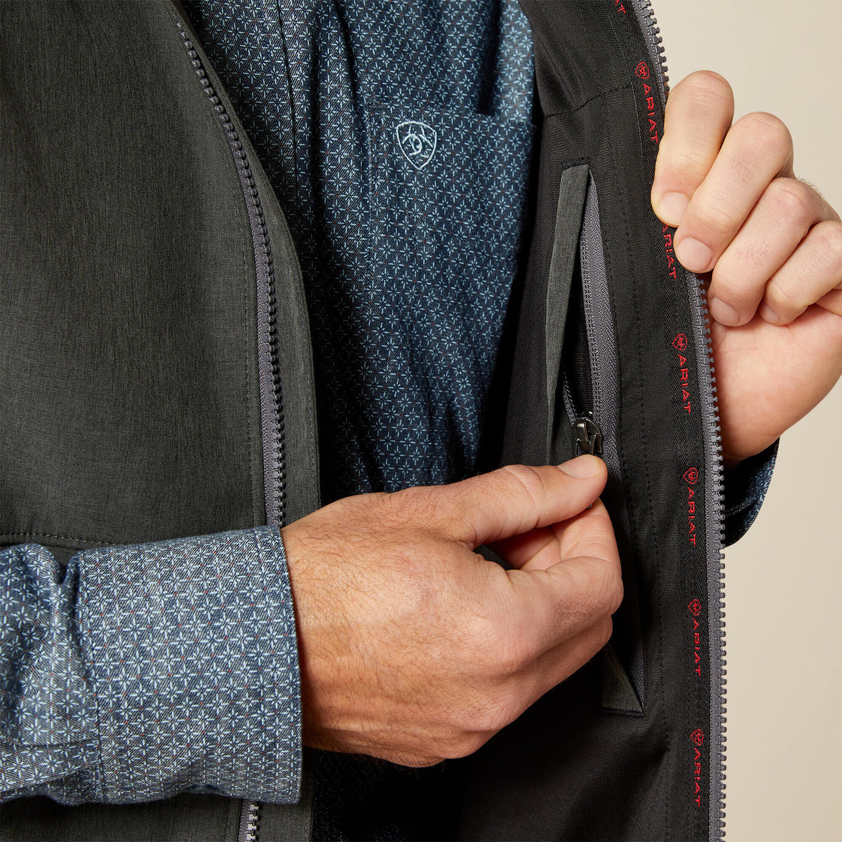 Logo Softshell Vest Ariat Sale|Men