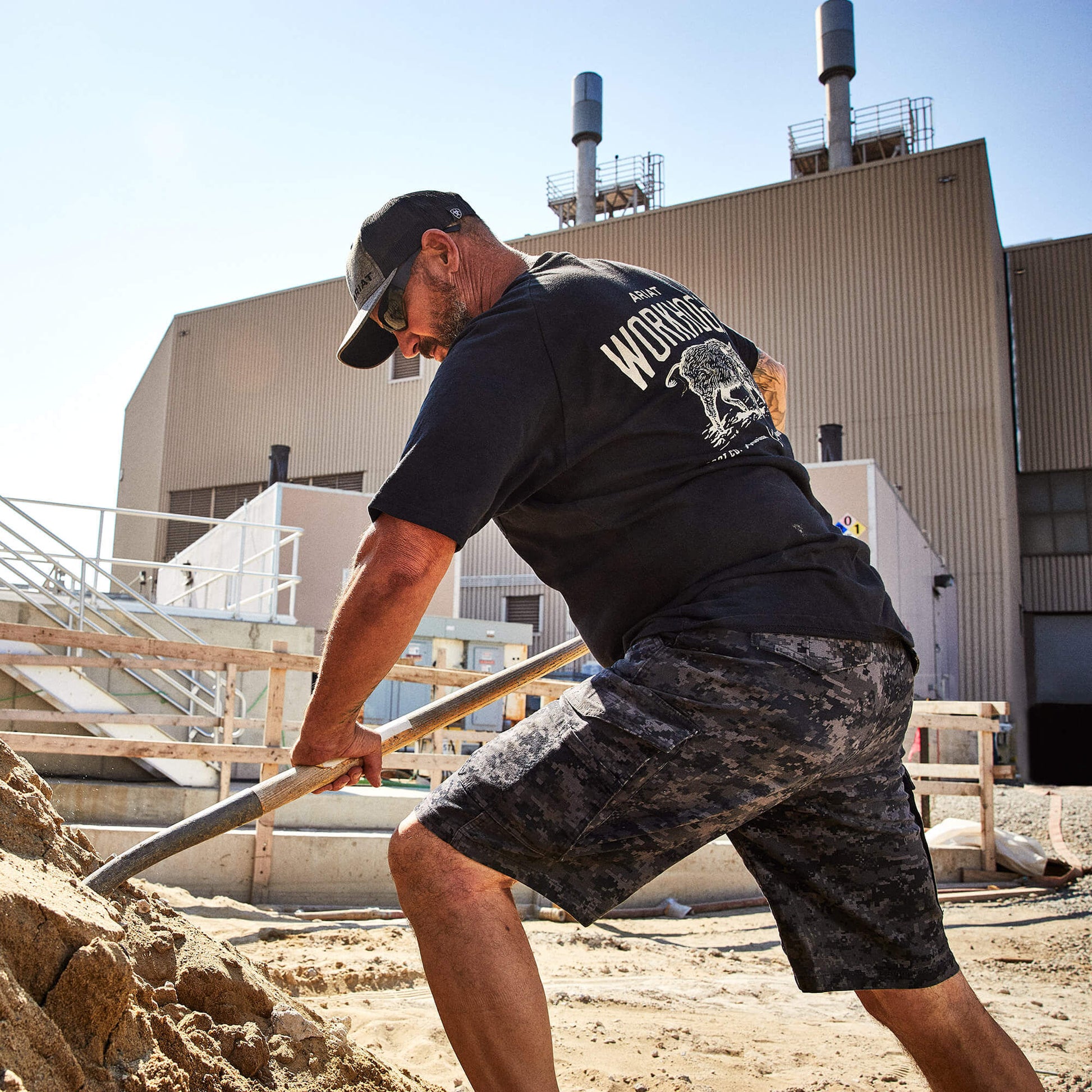 Rebar DuraStretch Made Tough Cargo 11" Short Ariat Sale|Men