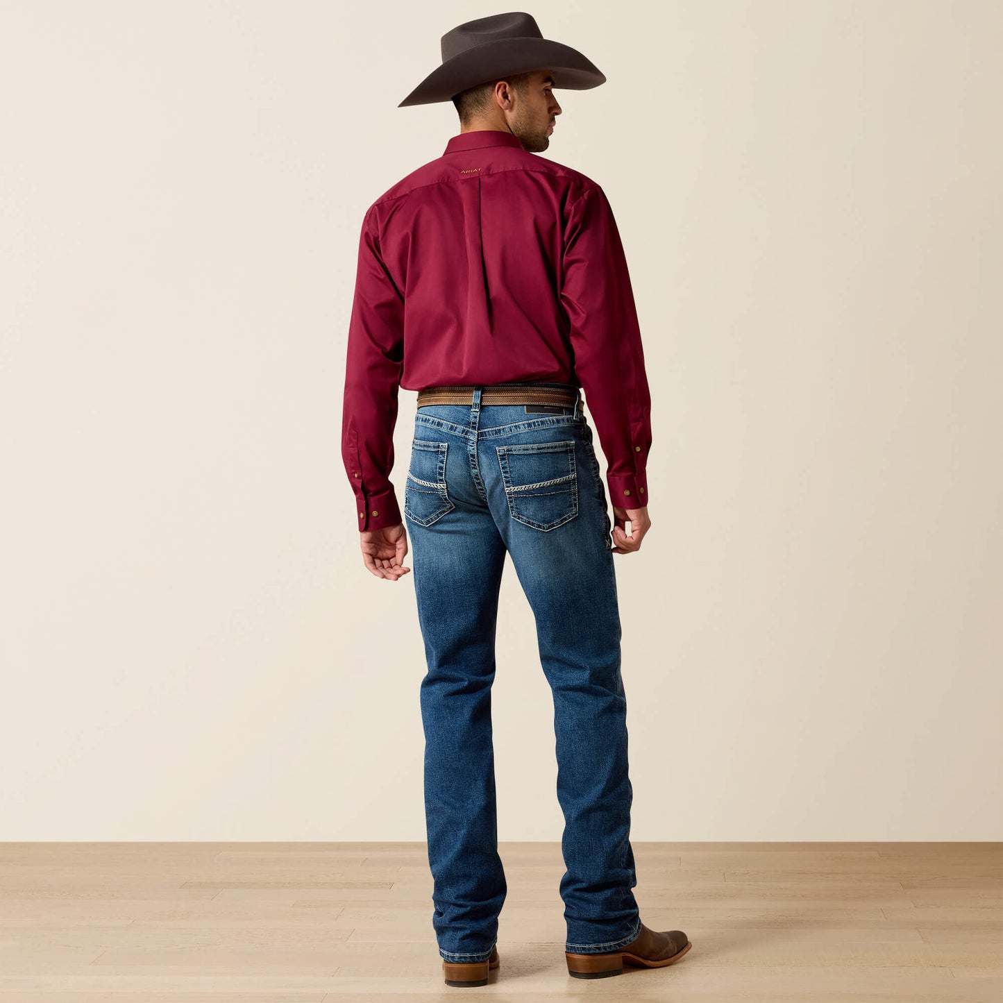 M4 Relaxed Hugo Boot Cut Jean Ariat Men