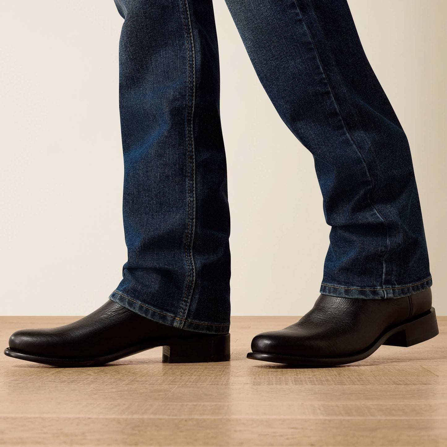 M7 Slim Ray Classic Rise Pro Series Straight Leg Jeans Ariat Men