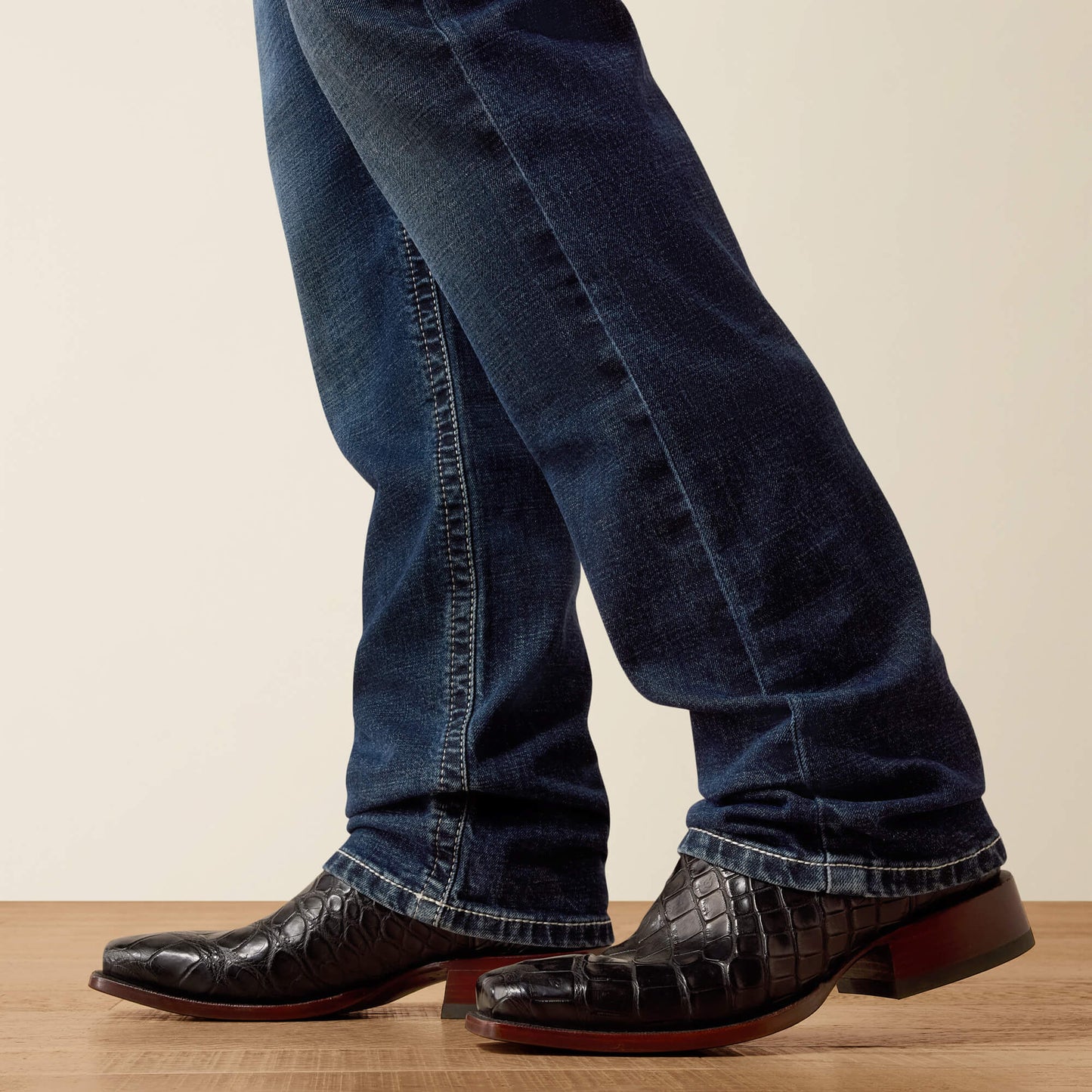M4 Relaxed Landon Straight Leg Jeans Ariat Men