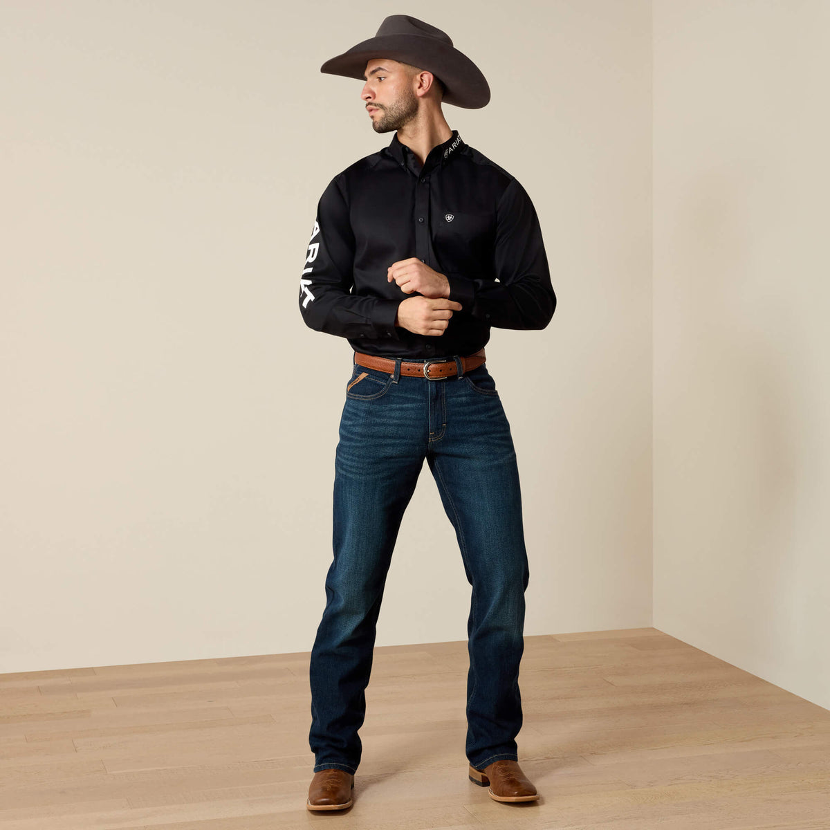 Team Logo Twill Fitted Shirt Ariat Men