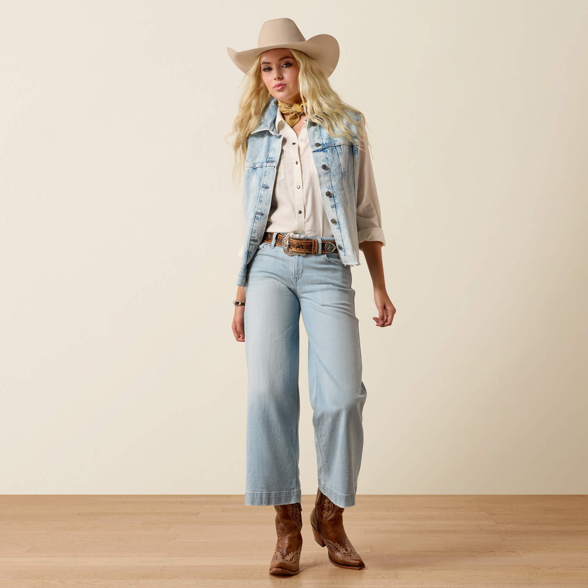 Perfect Rise Clare Wide Leg Crop Jeans Ariat Women