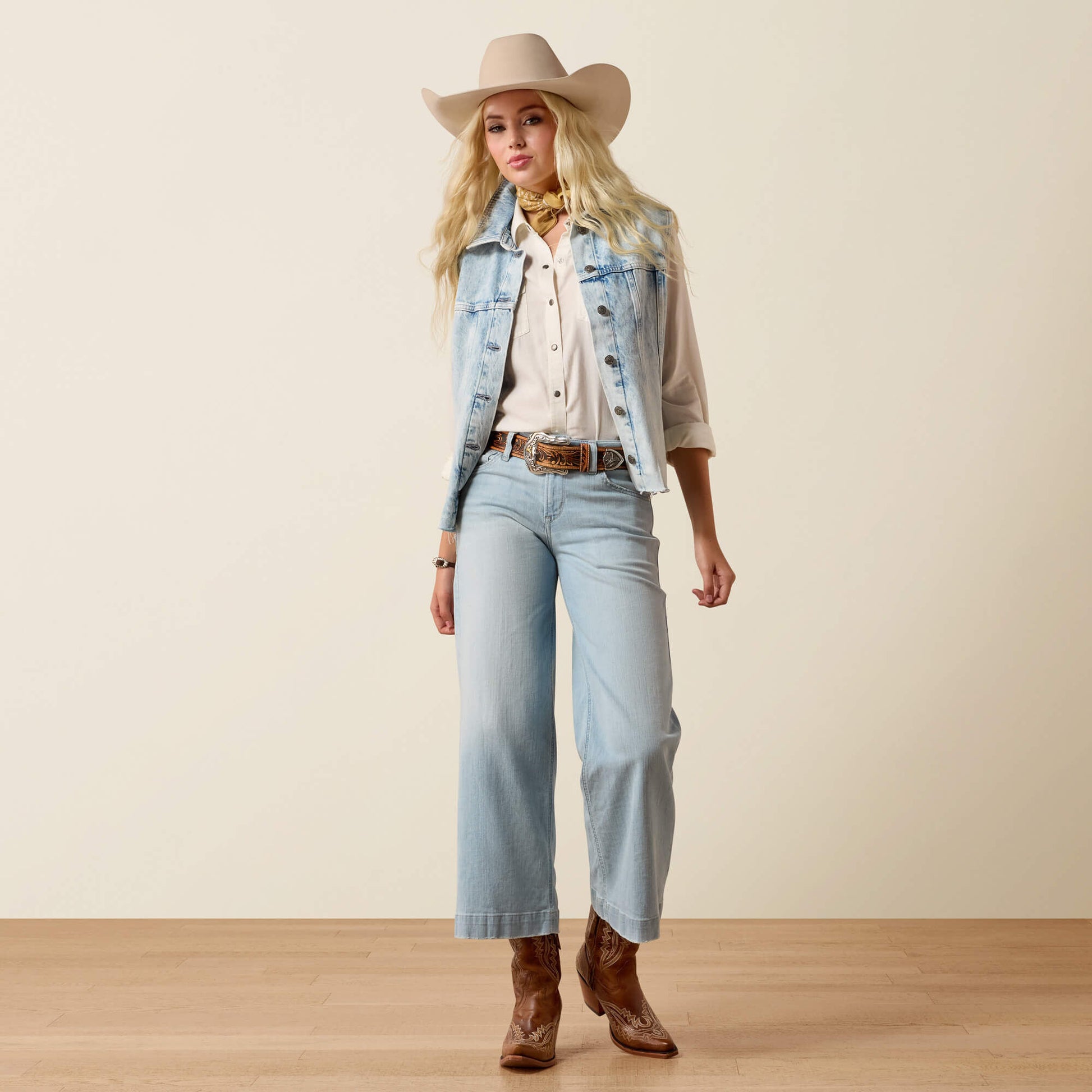 Perfect Rise Clare Wide Leg Crop Jeans Ariat Women