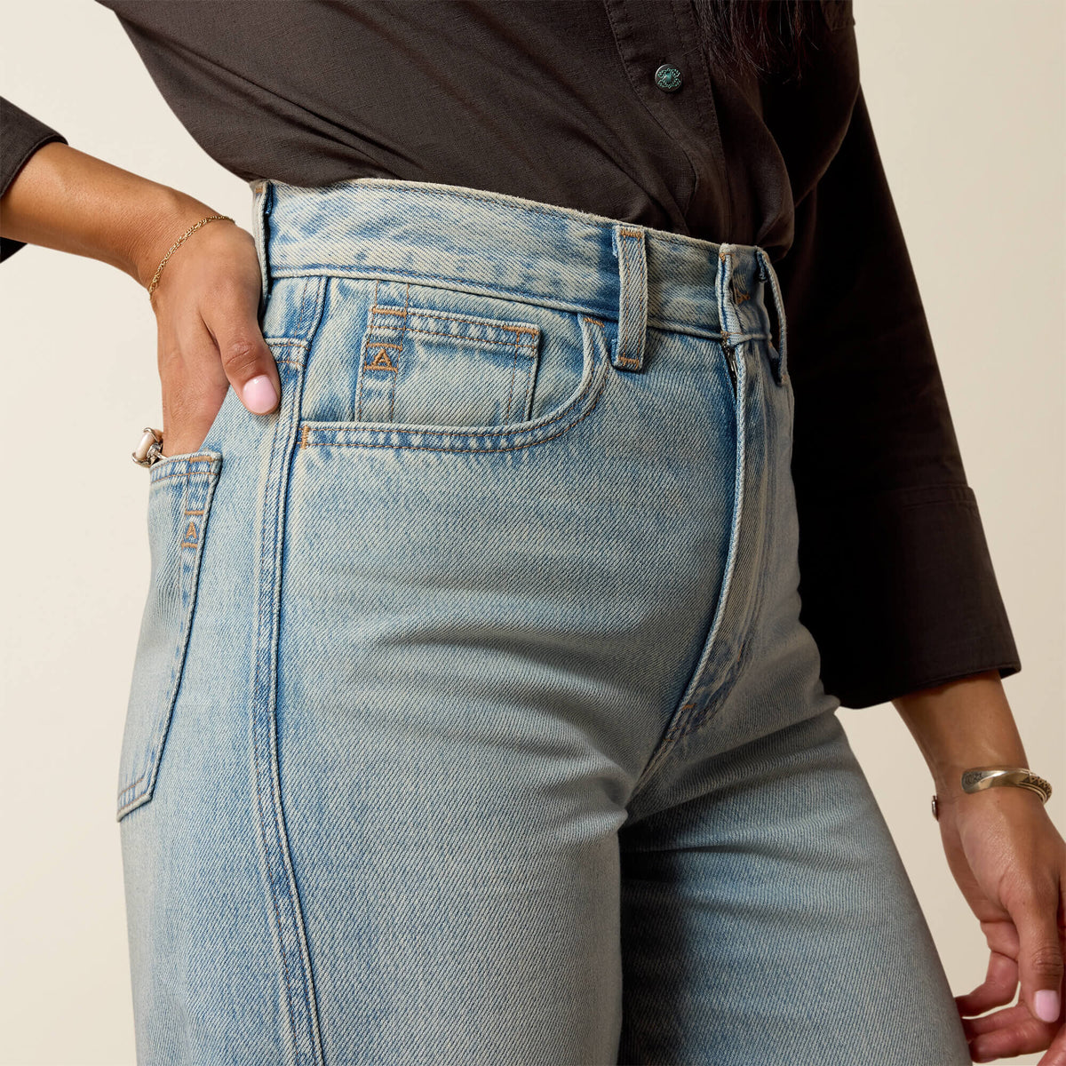 Ultra High Rise Jazmine Barrel Jeans Ariat Women