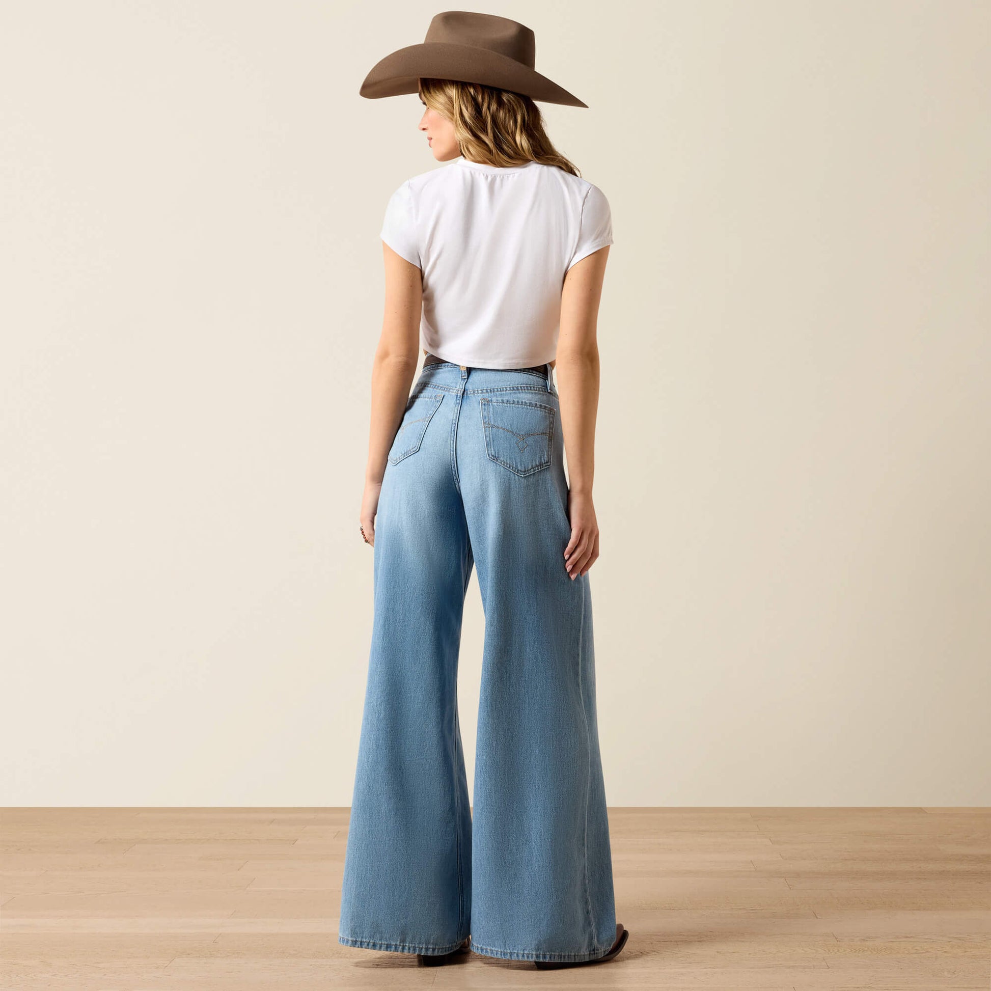 Ultra High Rise Calamity Comfort Wide Leg Jeans Ariat Women