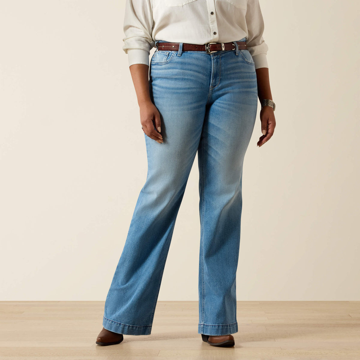 Mid Rise Clara Trouser Jeans Ariat Women
