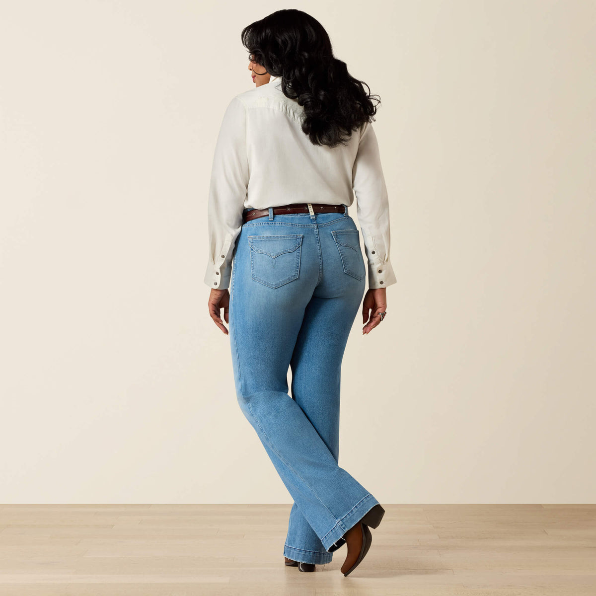 Mid Rise Clara Trouser Jeans Ariat Women