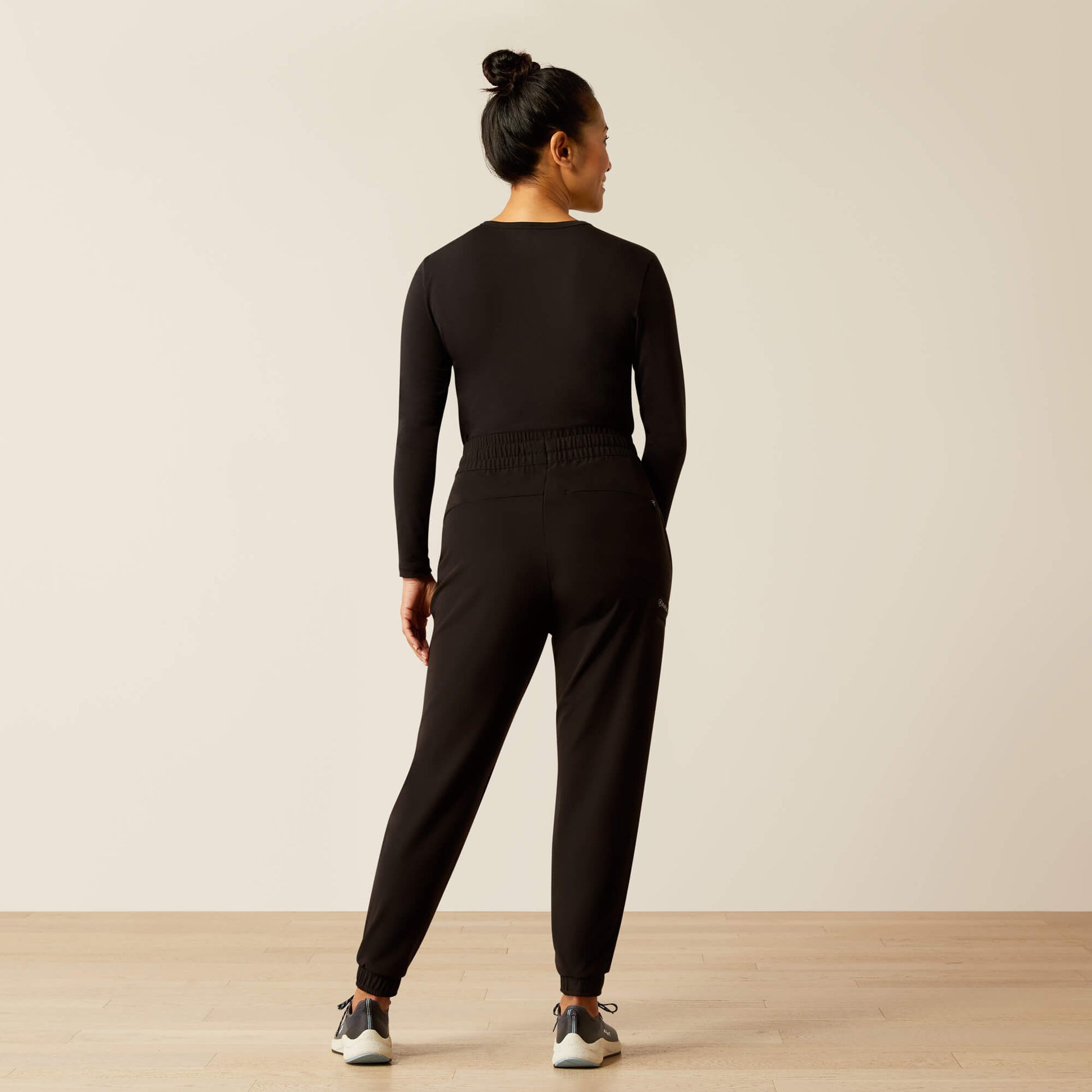 Blackwell Cargo Stretch Jogger Scrub Pant Ariat Women