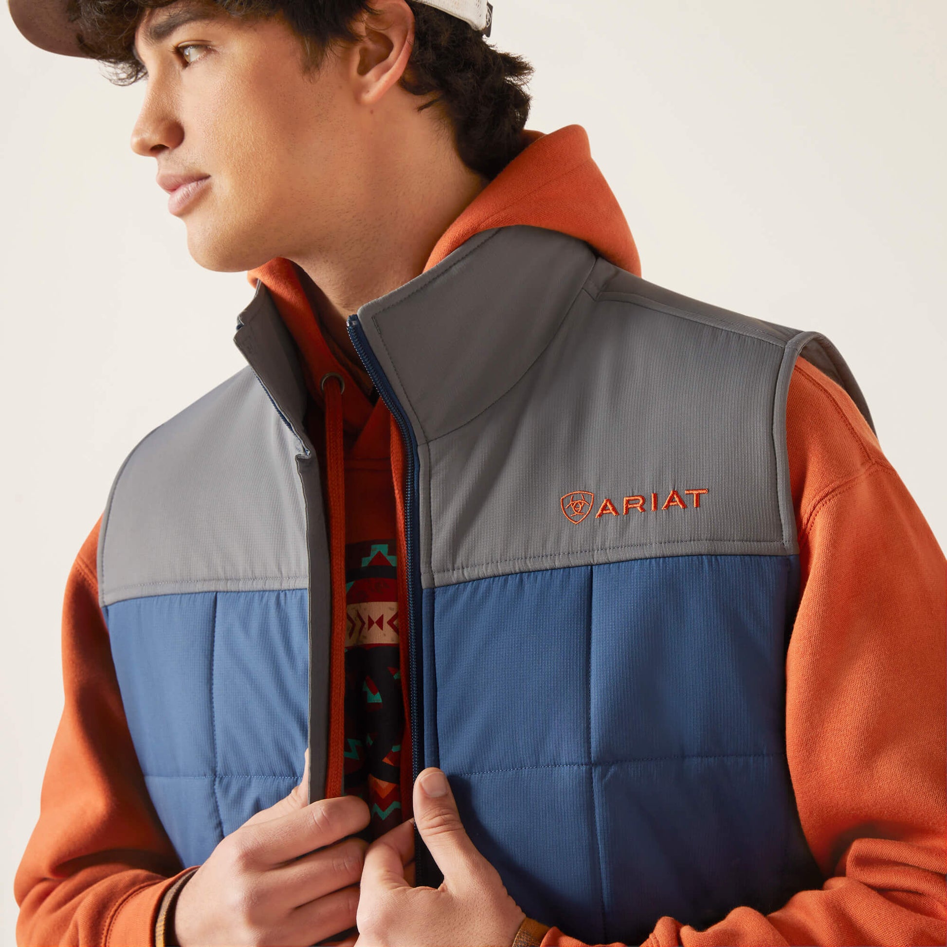 Crius Insulated Vest Ariat Sale